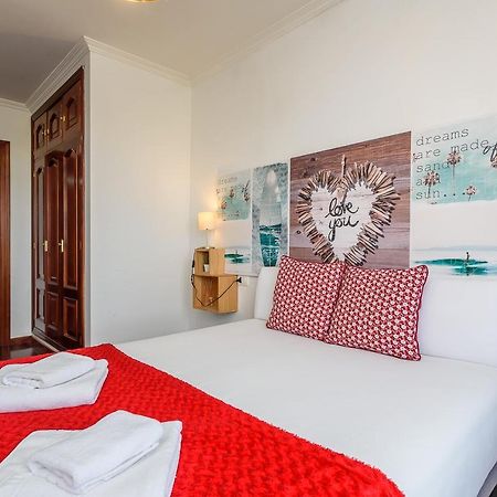 O Faro Apartments Ribadeo Luaran gambar