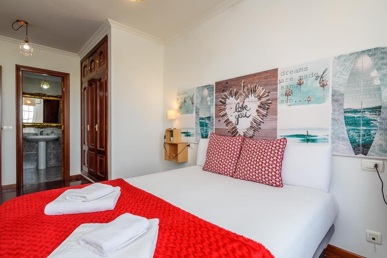 O Faro Apartments Ribadeo Luaran gambar