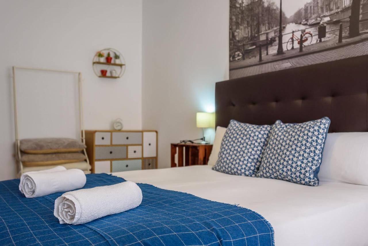 O Faro Apartments Ribadeo Luaran gambar